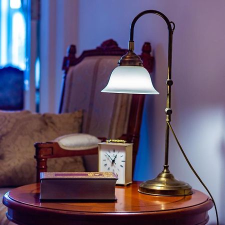 Classic Style Apartment In The Center Of Рига Екстер'єр фото