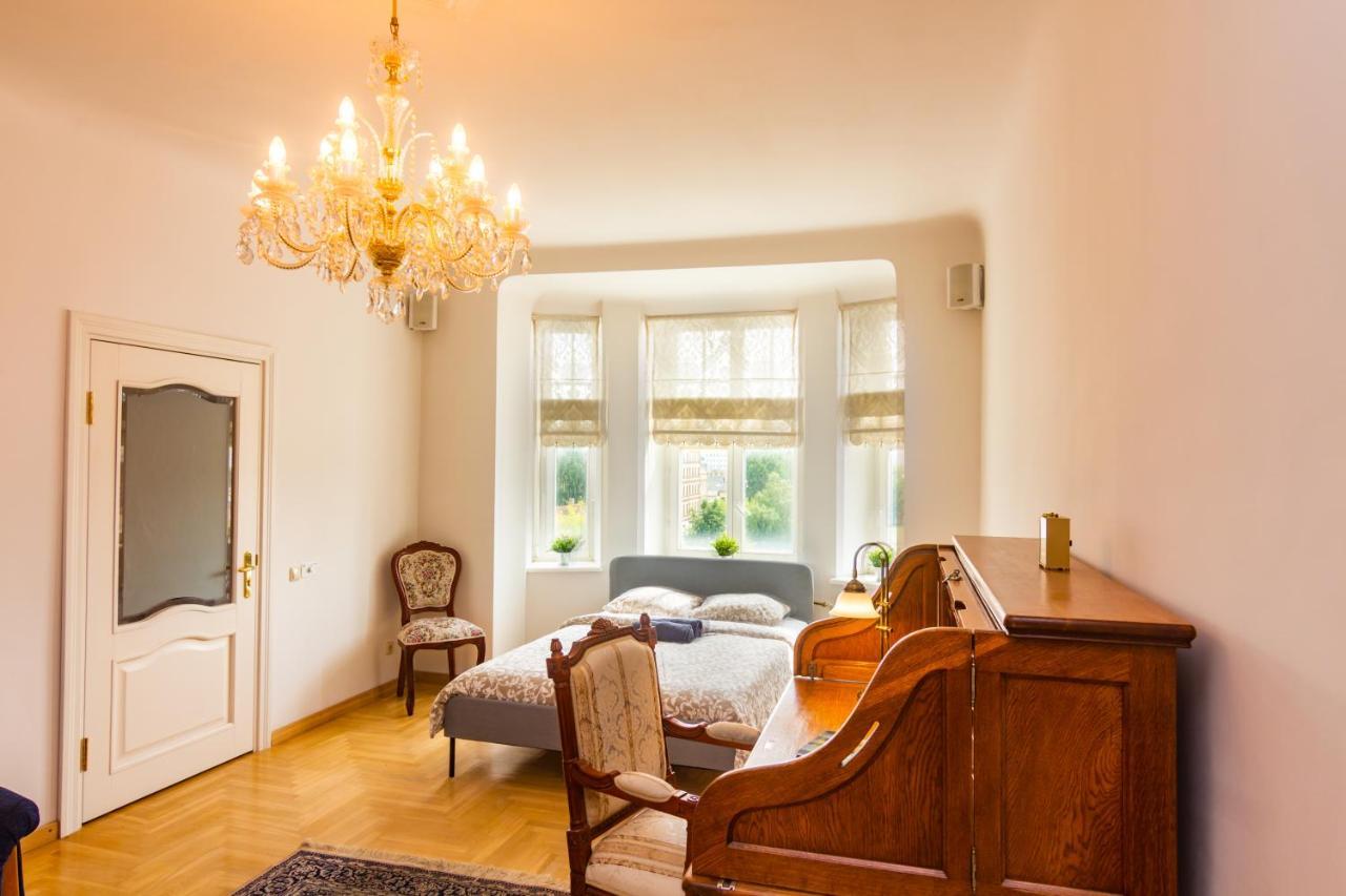 Classic Style Apartment In The Center Of Рига Екстер'єр фото