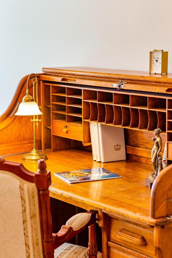 Classic Style Apartment In The Center Of Рига Екстер'єр фото