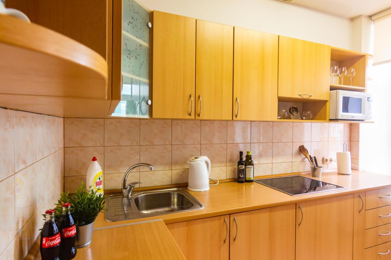 Classic Style Apartment In The Center Of Рига Екстер'єр фото